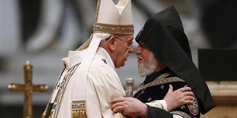 Costalli (Mcl): “Il coraggio di Papa Francesco nel condannare il genocidio armeno”