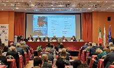 “La persona oltre il click”
