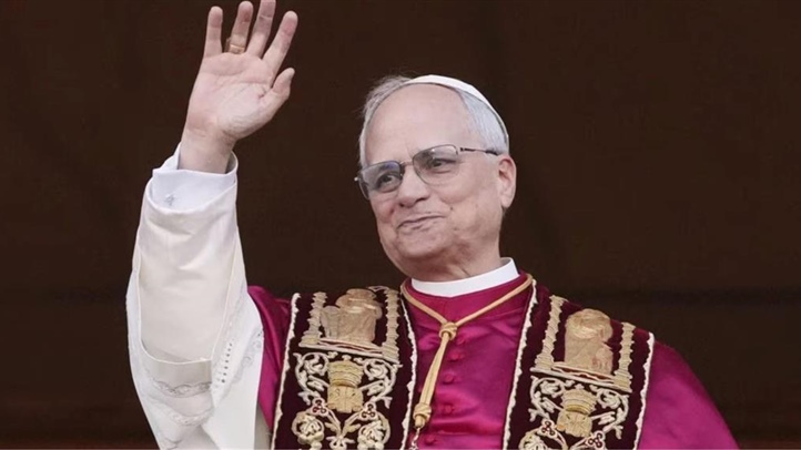VIVA PAPA LEONE XIV